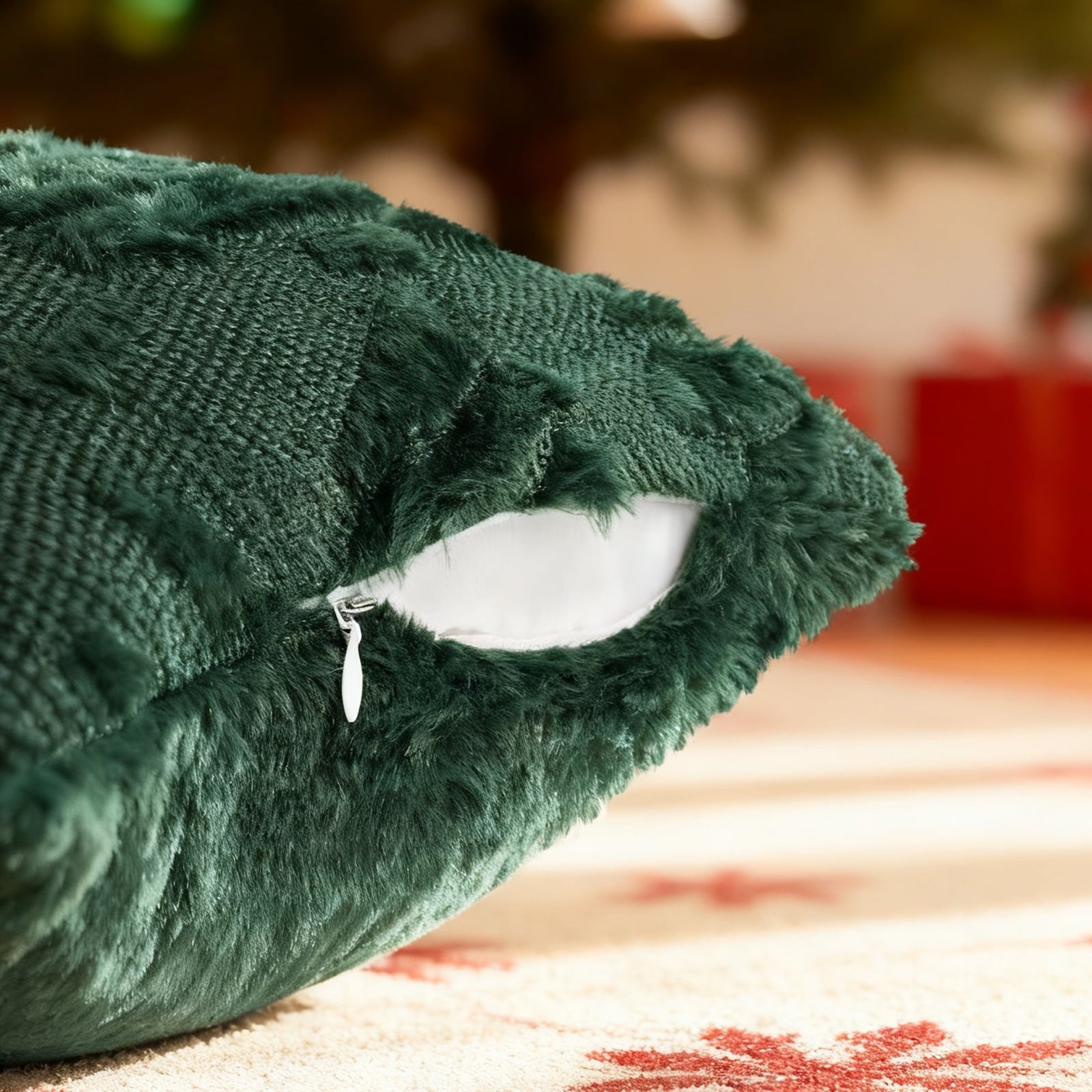 Sanmadrola Christmas Tree Decorative Throw Pillow Covers Set of 2, 18"x18" Soft Fluffy Pillowcases for Home Décor, Boho Pillow Covers Winter Holiday Cushion Cases for Sofa Couch Bedroom Living Room