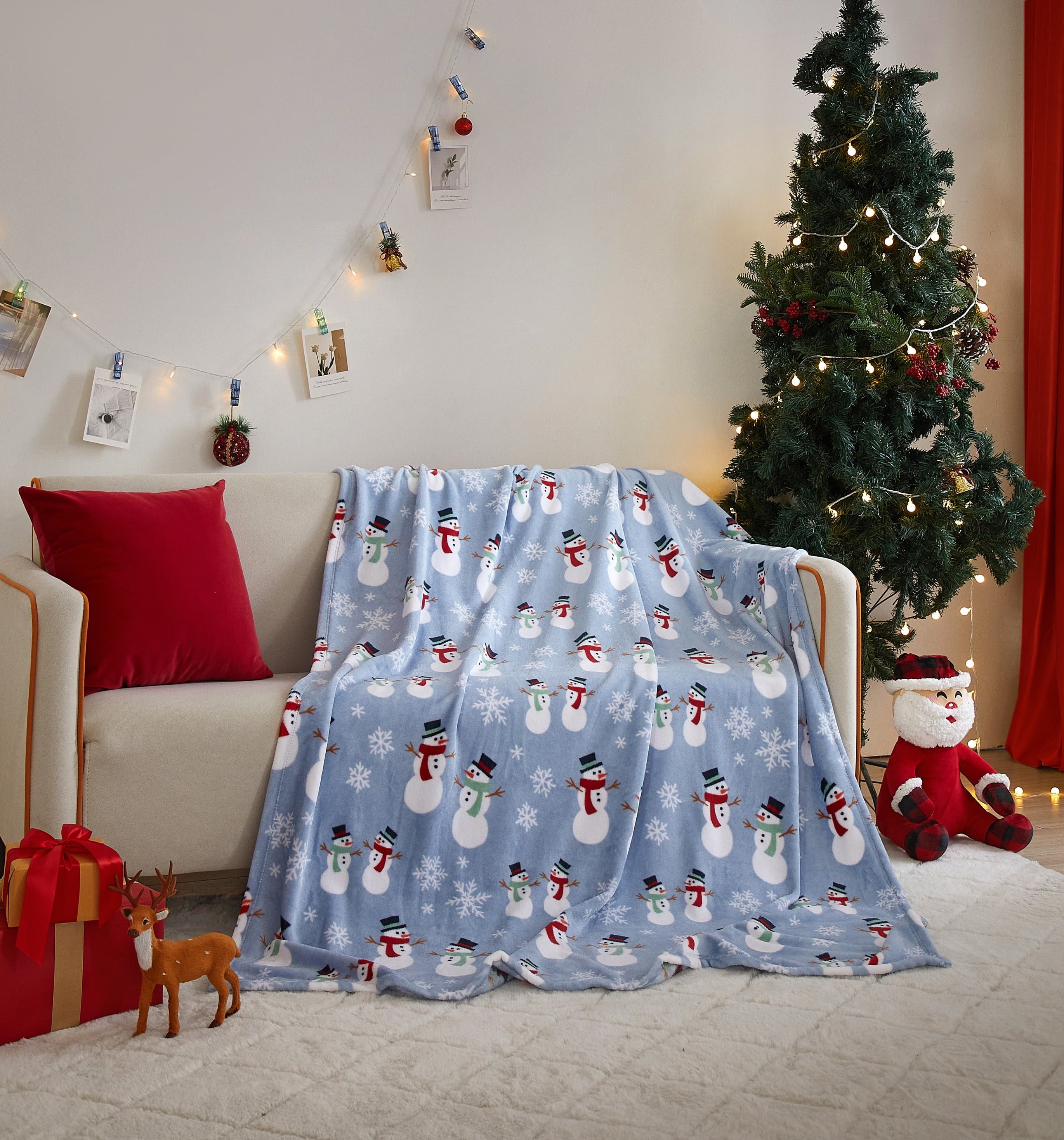 Holiday Time Cozy Christmas Plush Evergreen Throw Blanket, Standard Size, All Ages