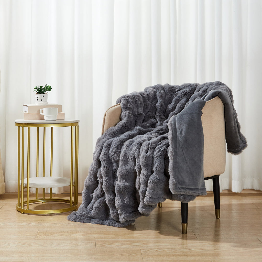 Better Homes & Gardens Grey Bubble Faux Fur Ultra Soft Luxury Oversize Throw Blanket 50" x 72", Grey Flannel