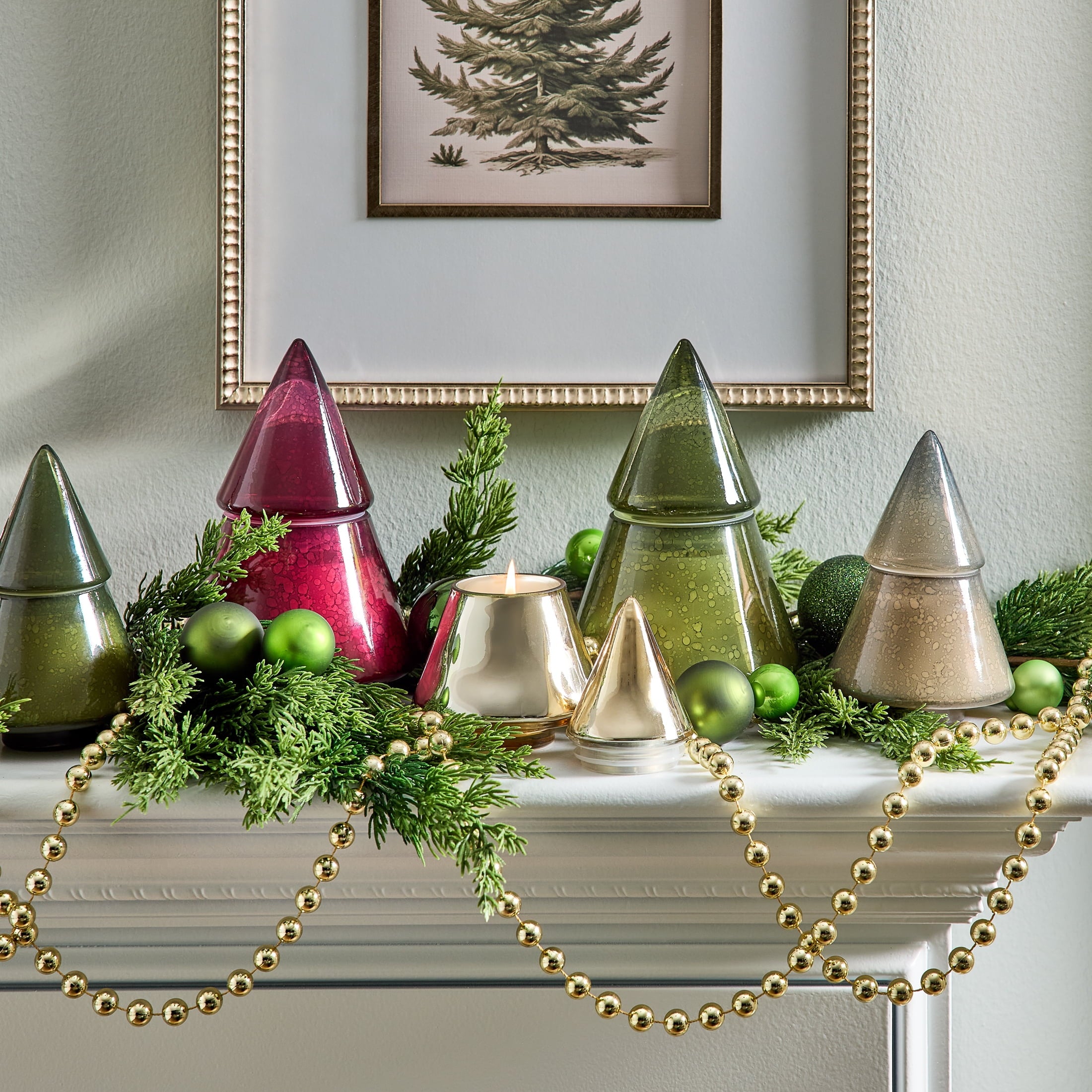 Better Homes & Gardens 1-Wick Metallic Glass Christmas Tree Candle, Cinnamon Buttercream, 8 oz